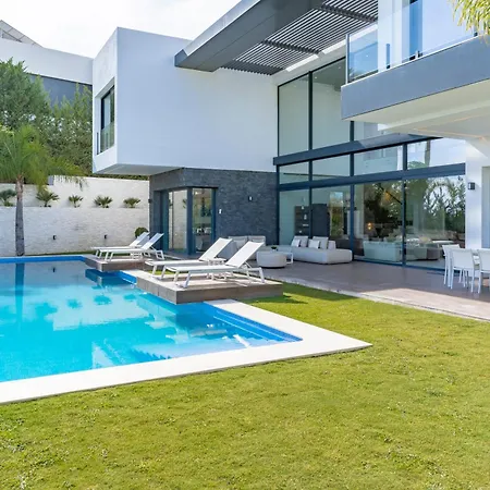 Villa Michaela Moderna De Super Lujo Con Piscina Y Vistas