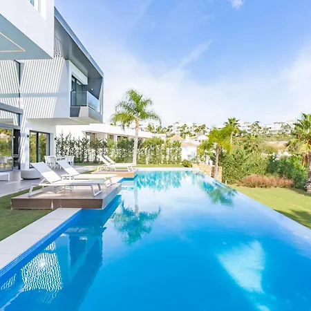 Villa Michaela Moderna De Super Lujo Con Piscina Y Vistas *