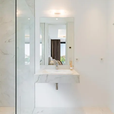 Michaela Moderna De Super Lujo Con Piscina Y Vistas Villa *