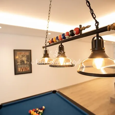 Michaela Moderna De Super Lujo Con Piscina Y Vistas Villa