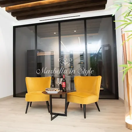 Michaela Moderna De Super Lujo Con Piscina Y Vistas Villa