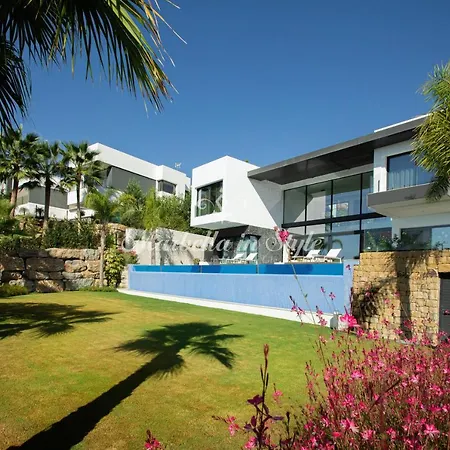 Michaela Moderna De Super Lujo Con Piscina Y Vistas Вилла *