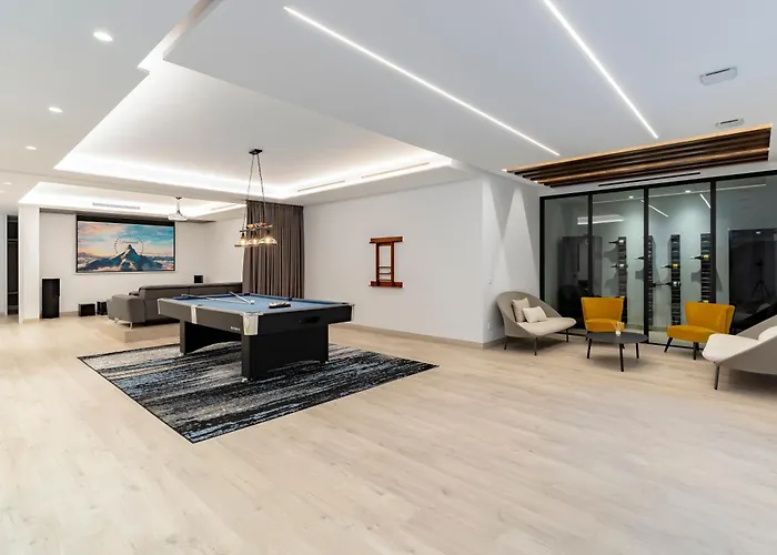 Michaela Moderna De Super Lujo Con Piscina Y Vistas * Estepona