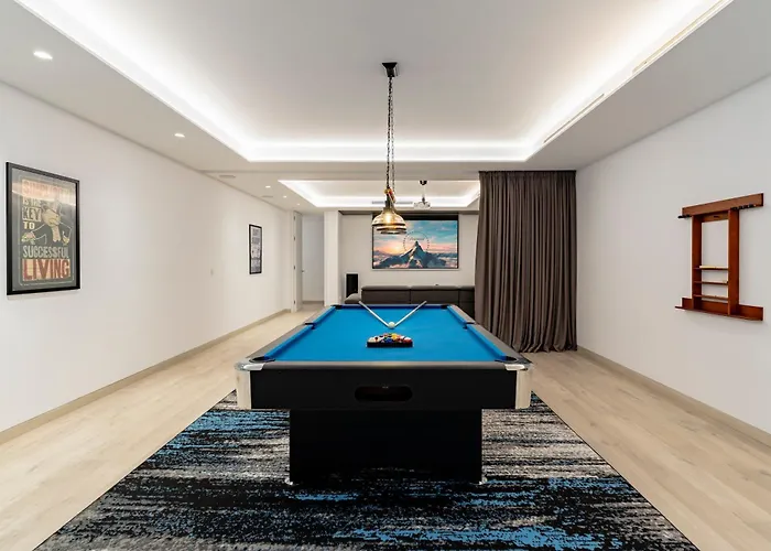 Villa Michaela Moderna De Super Lujo Con Piscina Y Vistas