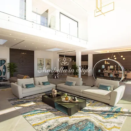 Villa Michaela Moderna De Super Lujo Con Piscina Y Vistas